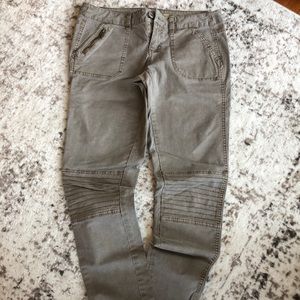 Moto Mid-Rise Skinny Pants